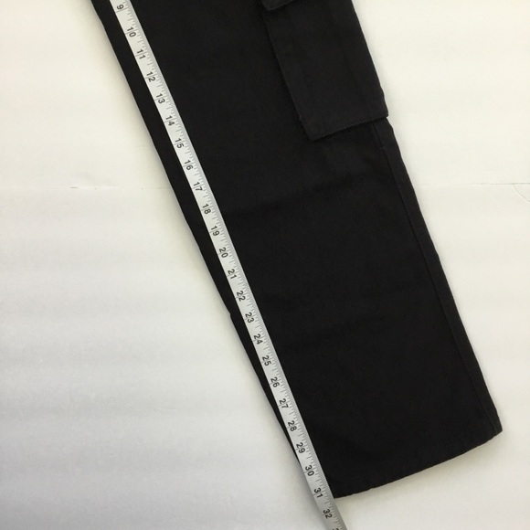 NWT Shein Women’s Cargo Jeans Pants Black Size S - Picture 8 of 8